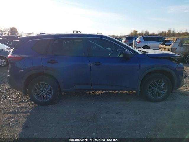 5N1AT3ABXMC771692 Nissan Rogue S Intelligent Awd