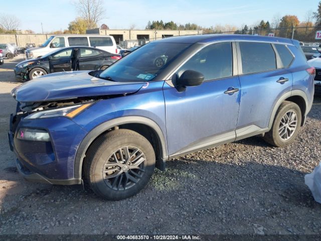 5N1AT3ABXMC771692 Nissan Rogue S Intelligent Awd