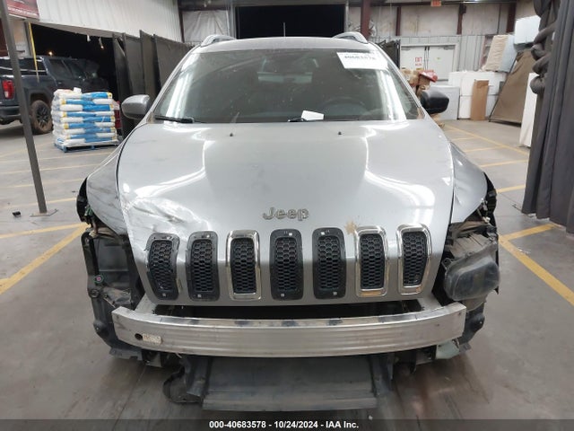 Jeep Cherokee Latitude 2016 1C4PJLCB7GW177629 Image 13