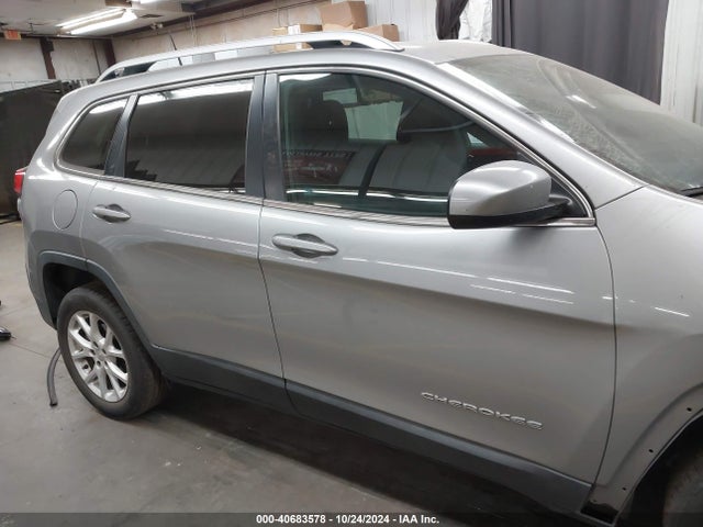 Jeep Cherokee Latitude 2016 1C4PJLCB7GW177629 Image 14