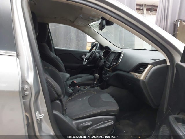 Jeep Cherokee Latitude 2016 1C4PJLCB7GW177629 Image 5