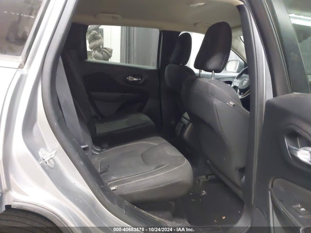 Jeep Cherokee Latitude 2016 1C4PJLCB7GW177629 Image 8
