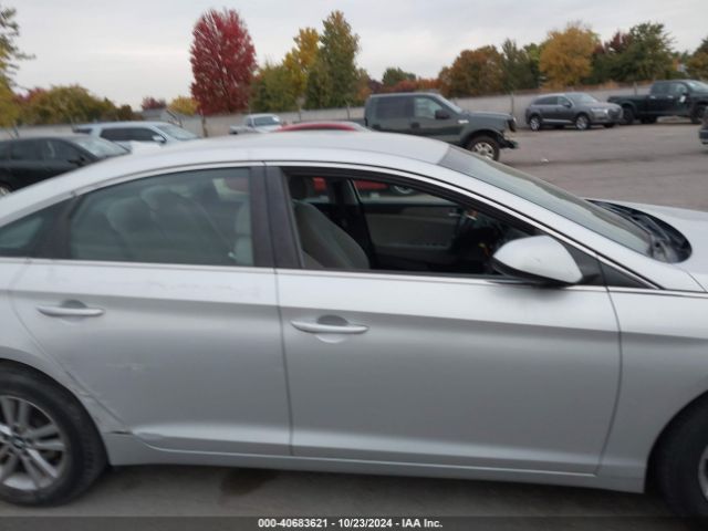 5NPE24AF8FH188871 Hyundai SONATA SE