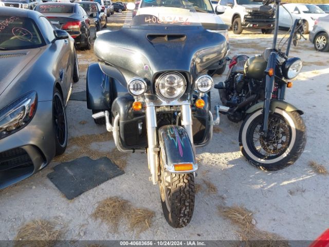 2015 HARLEY-DAVIDSON FLHTCUTG 1HD1MAL16FB851590 Photo 4