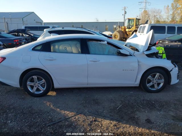 1G1ZD5ST5NF140963 Chevrolet Malibu Fwd Lt