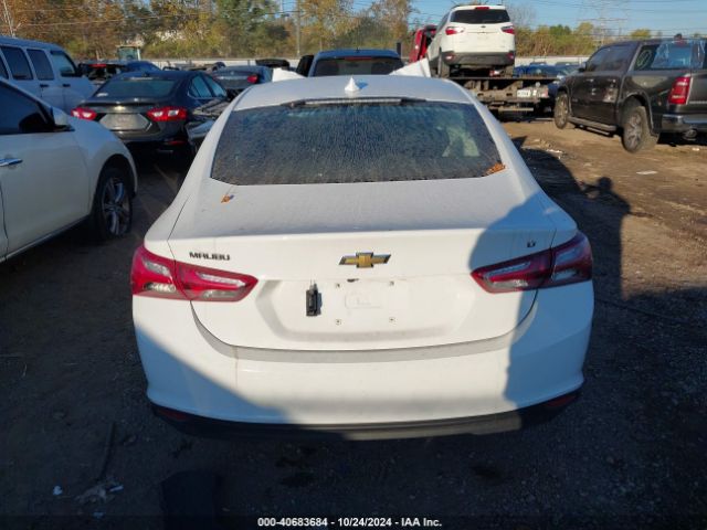 1G1ZD5ST5NF140963 Chevrolet Malibu Fwd Lt