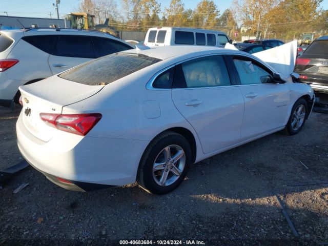 1G1ZD5ST5NF140963 Chevrolet Malibu Fwd Lt