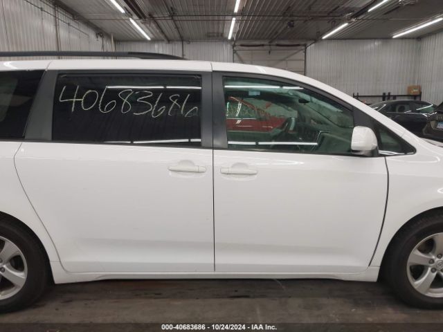 5TDKK3DC1GS708323 Toyota Sienna Le 8 Passenger