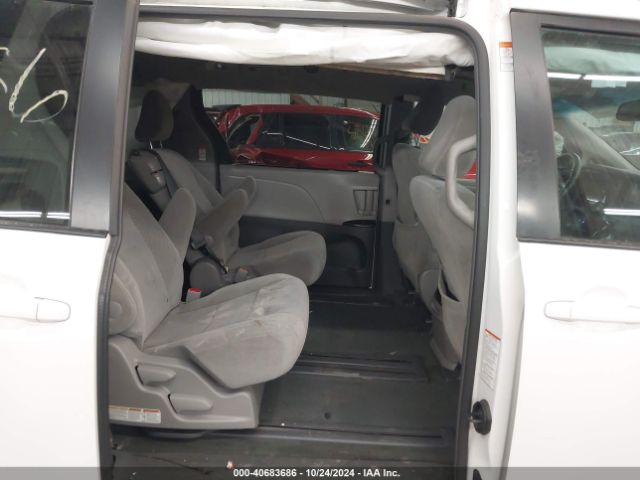 5TDKK3DC1GS708323 Toyota Sienna Le 8 Passenger