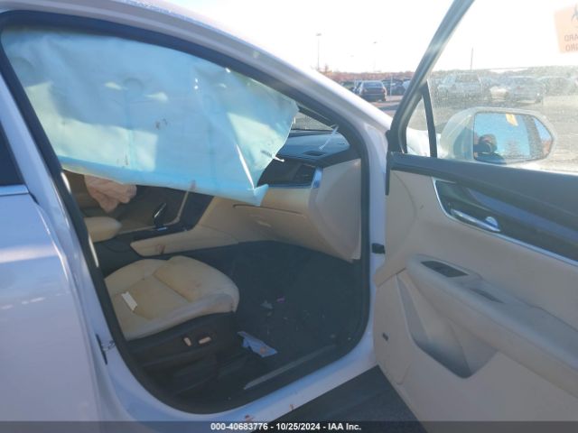 1GYKNARS8HZ309835 Cadillac Xt5 Standard