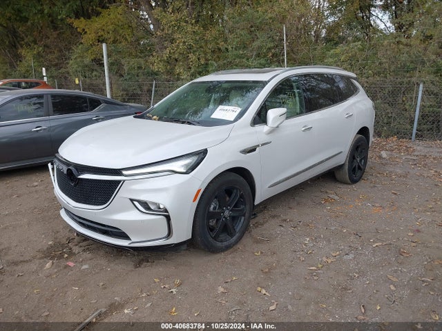 5GAERBKW1PJ130206 Buick Enclave Essence Fwd