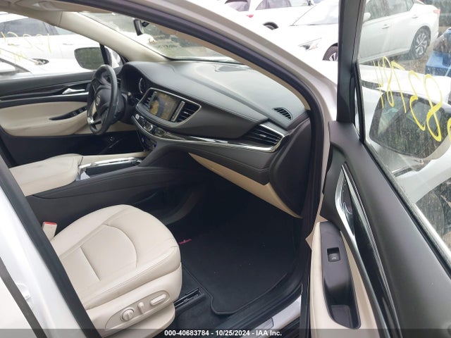 5GAERBKW1PJ130206 Buick Enclave Essence Fwd