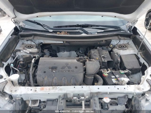 2017 MITSUBISHI OUTLANDER JA4AD3A31HZ058915 Photo 9