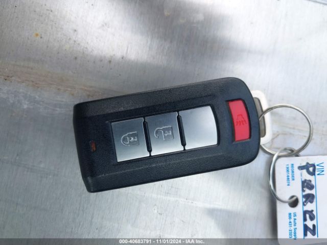 2017 MITSUBISHI OUTLANDER JA4AD3A31HZ058915 Photo 10