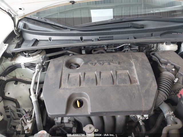 Toyota COROLLA SE 2018 5YFBURHE3JP758066 Image 10