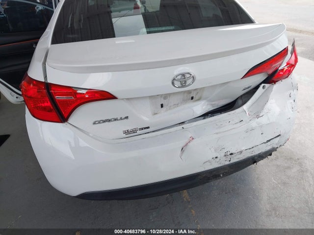 Toyota COROLLA SE 2018 5YFBURHE3JP758066 Image 6