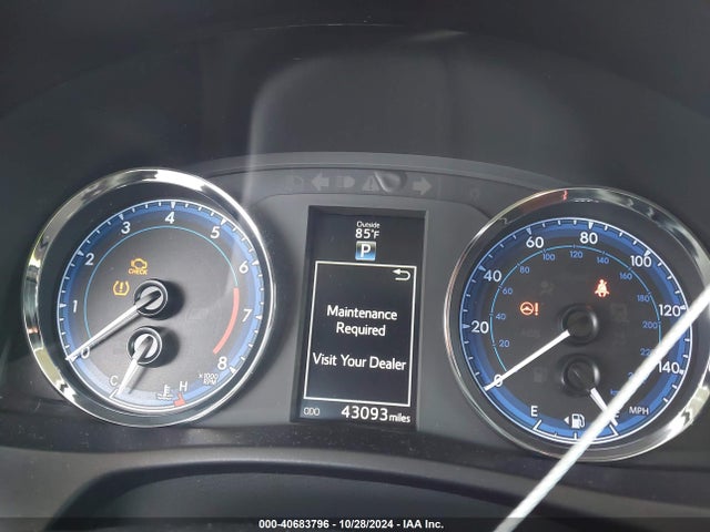 Toyota COROLLA SE 2018 5YFBURHE3JP758066 Image 7