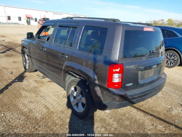 1C4NJPFA6FD156394 Jeep Patriot Latitude