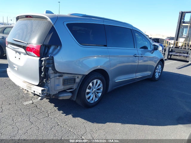 2C4RC1BG4KR651753 Chrysler Pacifica Touring L