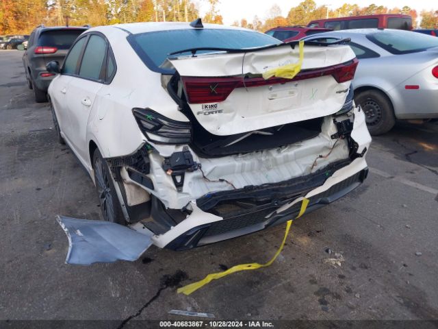 3KPF54AD9PE567975 KIA Forte Gt-line