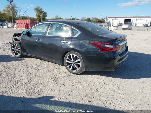 Nissan Altima 2.5 Sr 2017 1N4AL3AP4HC153876 Image 3