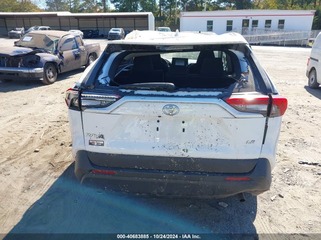 Toyota RAV4 LE 2022 2T3H1RFV8NC186057 Image 16