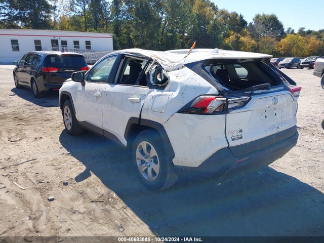 Toyota RAV4 LE 2022 2T3H1RFV8NC186057 Image 3