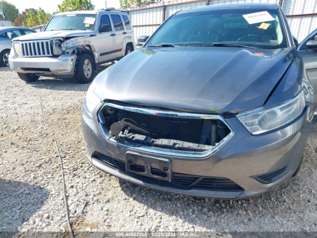 1FAHP2D8XEG175869 Ford TAURUS SE