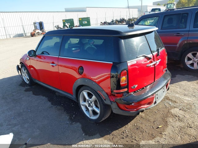 2008 MINI COOPER S CLUBMAN WMWMM33588TP88144 Photo 2