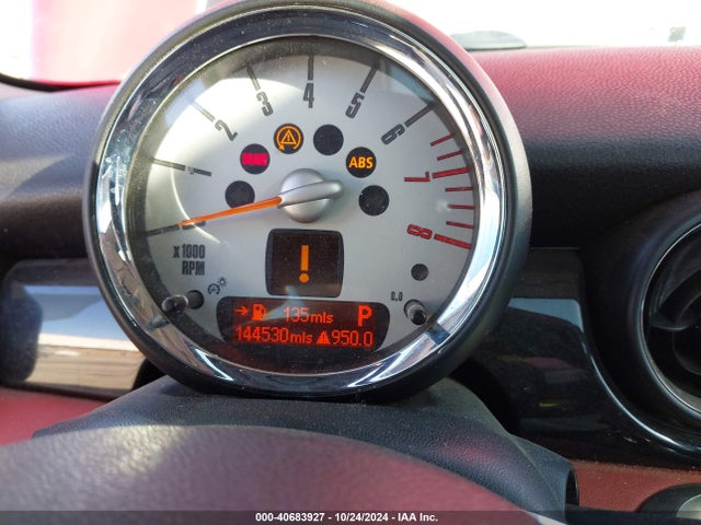 2008 MINI COOPER S CLUBMAN WMWMM33588TP88144 Photo 6