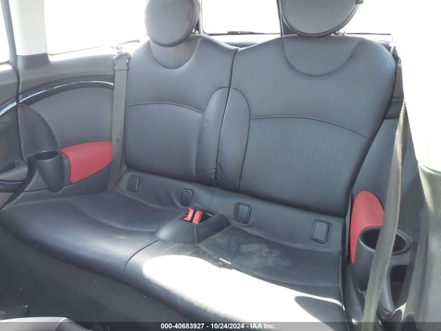 2008 MINI COOPER S CLUBMAN WMWMM33588TP88144 Photo 7