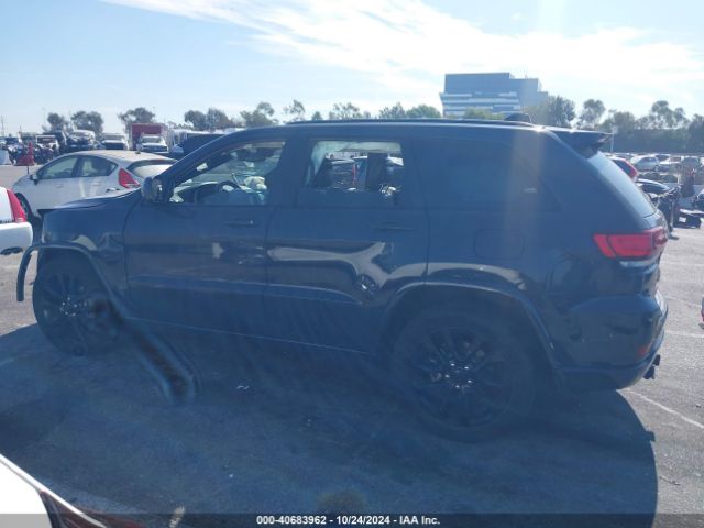 1C4RJEAG3HC745722 Jeep Grand Cherokee Altitude 4x2