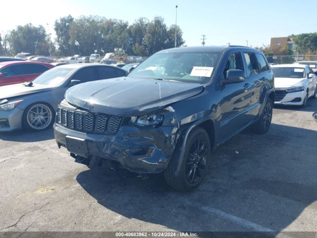 1C4RJEAG3HC745722 Jeep Grand Cherokee Altitude 4x2