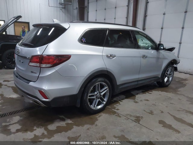 Hyundai Santa Fe Se Ultimate 2017 KM8SRDHFXHU251669 Image 4