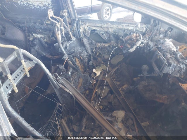 Honda CR-V EX 2017 7FARW1H51HE027494 Image 6