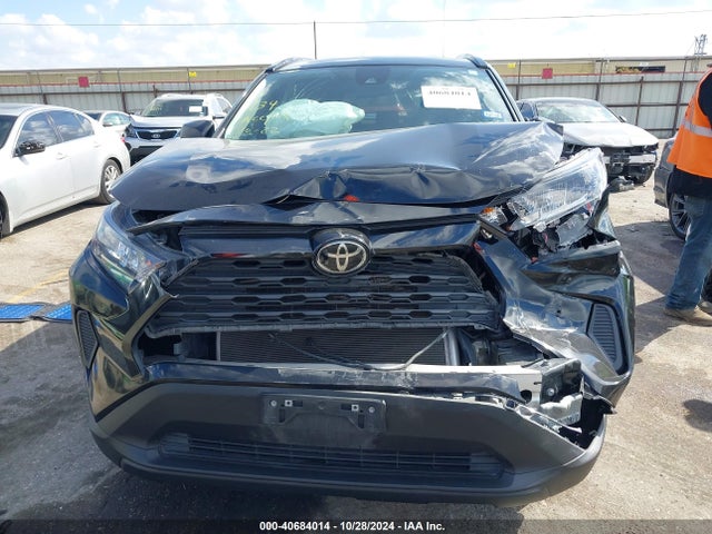 Toyota RAV4 LE 2021 2T3H1RFV8MW135008 Image 12