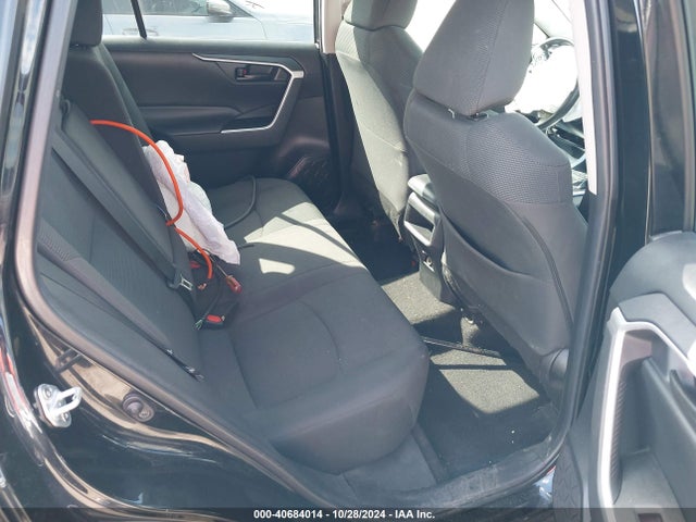 Toyota RAV4 LE 2021 2T3H1RFV8MW135008 Image 8