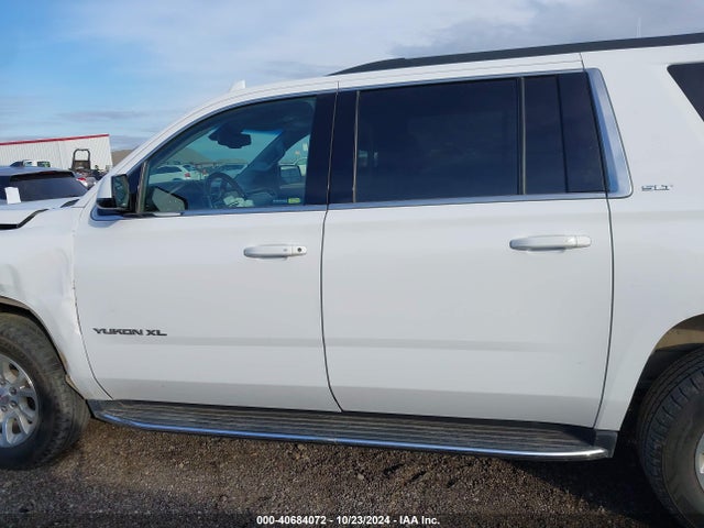 1GKS2GKC5KR331985 GMC Yukon Xl Slt