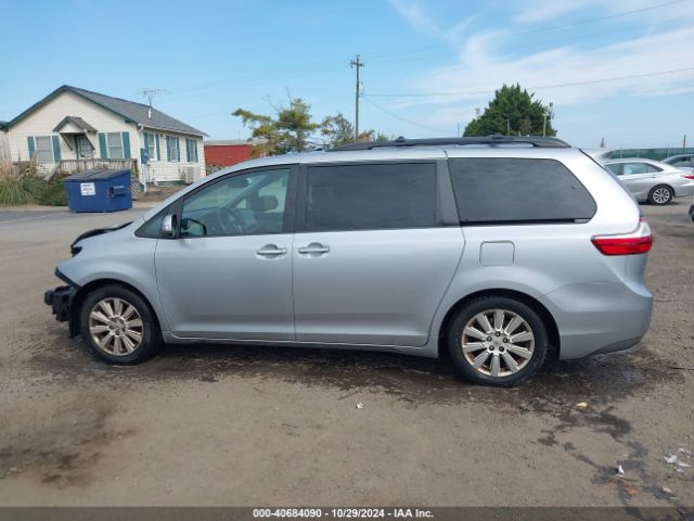 5TDYK3DC2FS675972 Toyota Sienna Limited Premium 7 Passenger