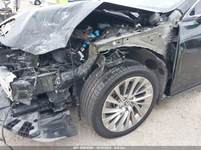 58AFA1C13MU013099 Lexus Es 300h Ultra Luxury
