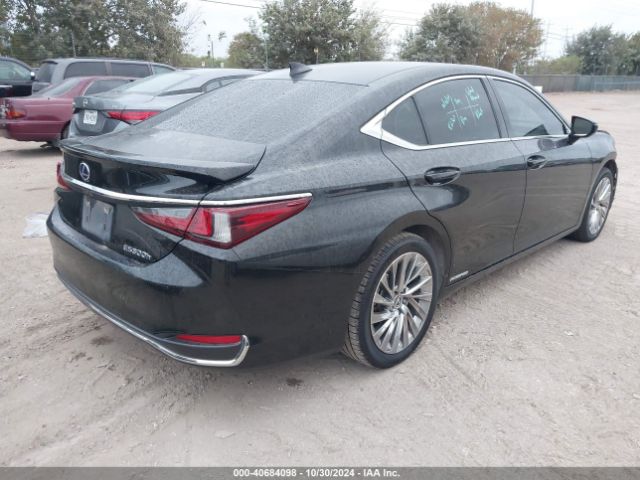 58AFA1C13MU013099 Lexus Es 300h Ultra Luxury
