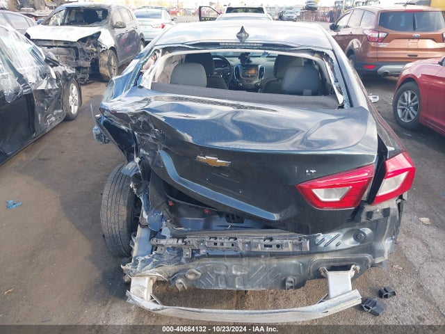 Chevrolet Cruze Lt Auto 2018 1G1BE5SM6J7119373 Image 16