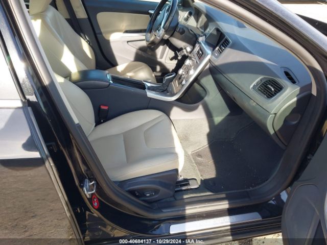 LYV402TKXJB165858 Volvo S60 Inscription T5
