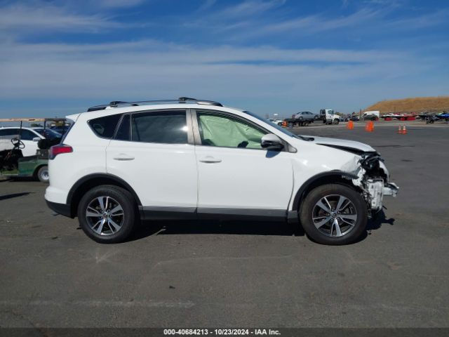 JTMWFREV3JJ206393 Toyota Rav4 Adventure/xle