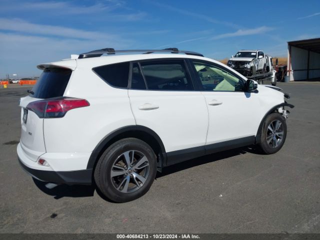 JTMWFREV3JJ206393 Toyota Rav4 Adventure/xle