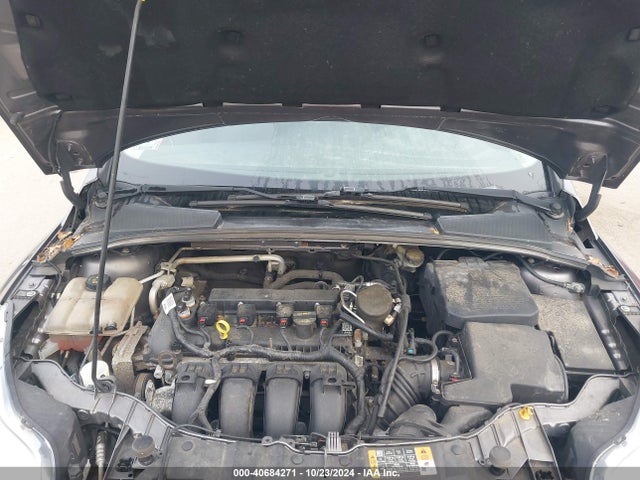 Ford FOCUS SE 2014 1FADP3K26EL332324 Image 10