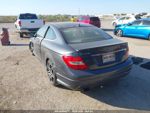 WDDGJ4HB5EG299627 Mercedes-Benz C 250