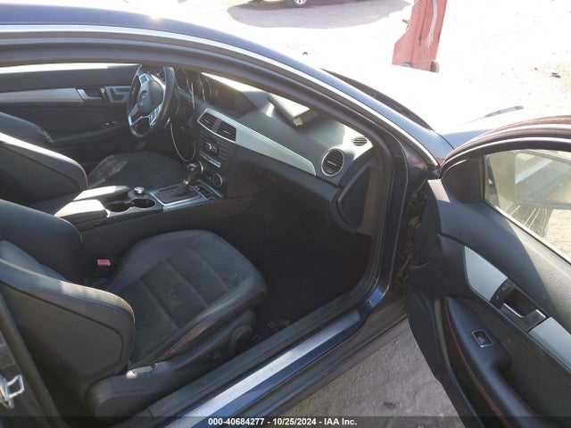 WDDGJ4HB5EG299627 Mercedes-Benz C 250