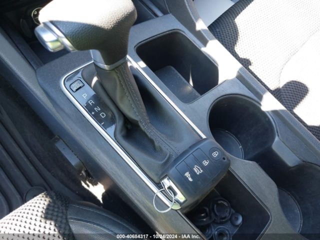 5XXGT4L34LG420009 KIA Optima S