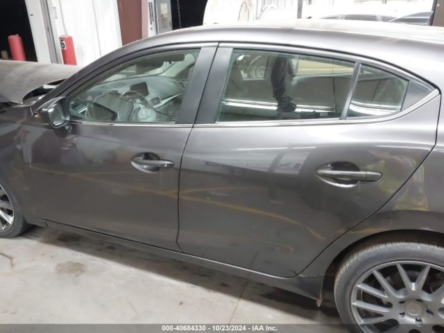 3MZBN1L31JM251501 Mazda Mazda3 Touring